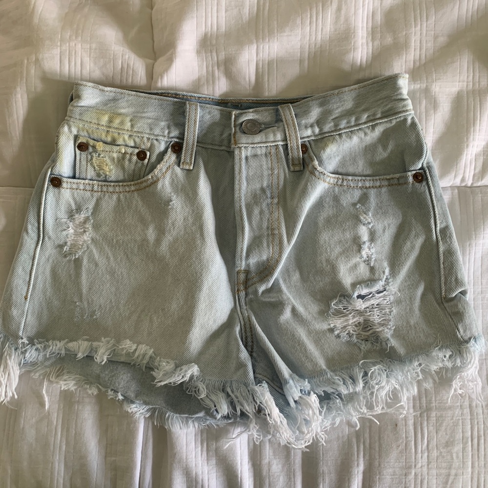 levis denim shorts